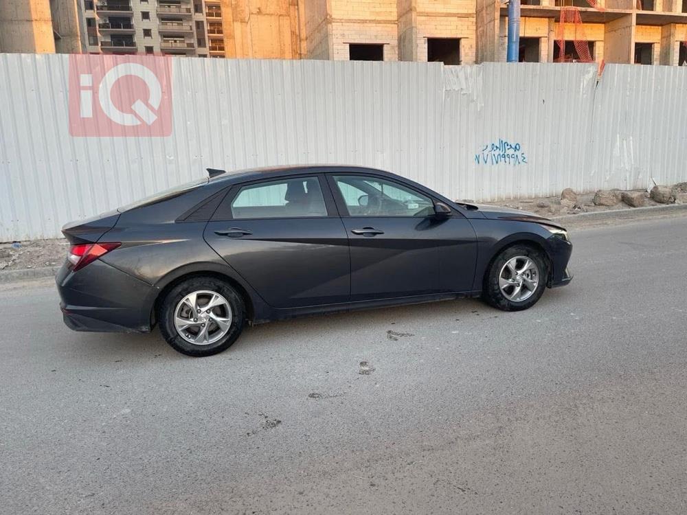 هیوندای ئەلەنترا
